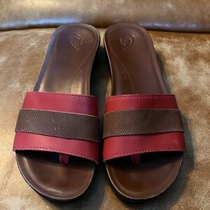 OluKai Luna pre-owned size 9